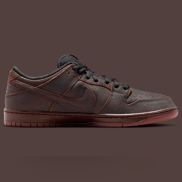 Nike SB dunk
'Krampus' 🔥💣😈🖤
Brand new - Picture 4 of 12